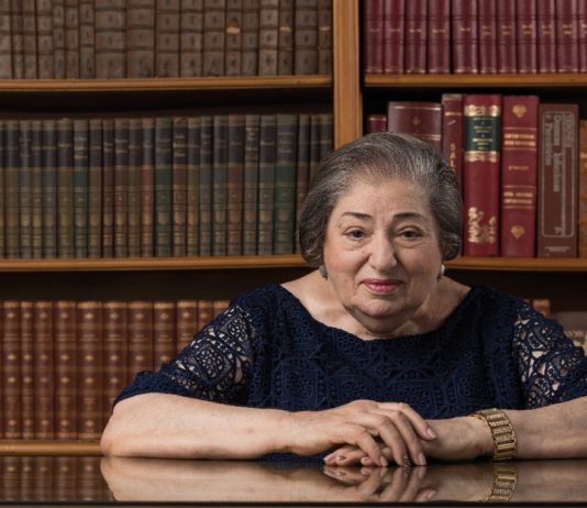 Adélia Nagib